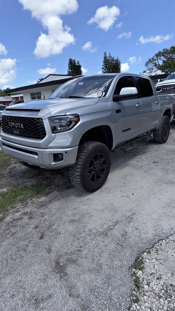 2010 Toyota Tundra - Limited