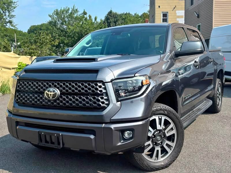 2020 Toyota Tundra CrewMax - SR5 Pickup 4D 5 1\/2 ft