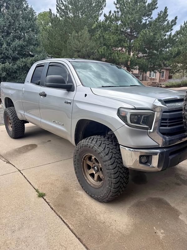 2015 Toyota Tundra Double Cab - SR5 Pickup 4D 6 1\/2 ft