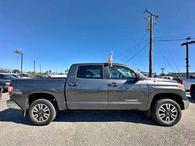 2015 Toyota Tundra CrewMax - SR5 Pickup 4D 5 1\/2 ft