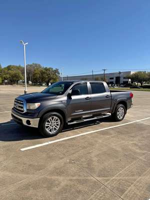 2013 Toyota Tundra CrewMax - SR5 Pickup 4D 5 1\/2 ft
