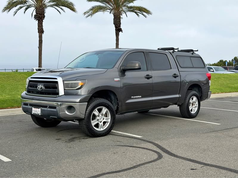 2011 Toyota Tundra CrewMax - Pickup 4D 5 1\/2 ft