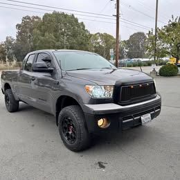 2011 Toyota Tundra Double Cab Pickup 4D 6 1\/2 ft