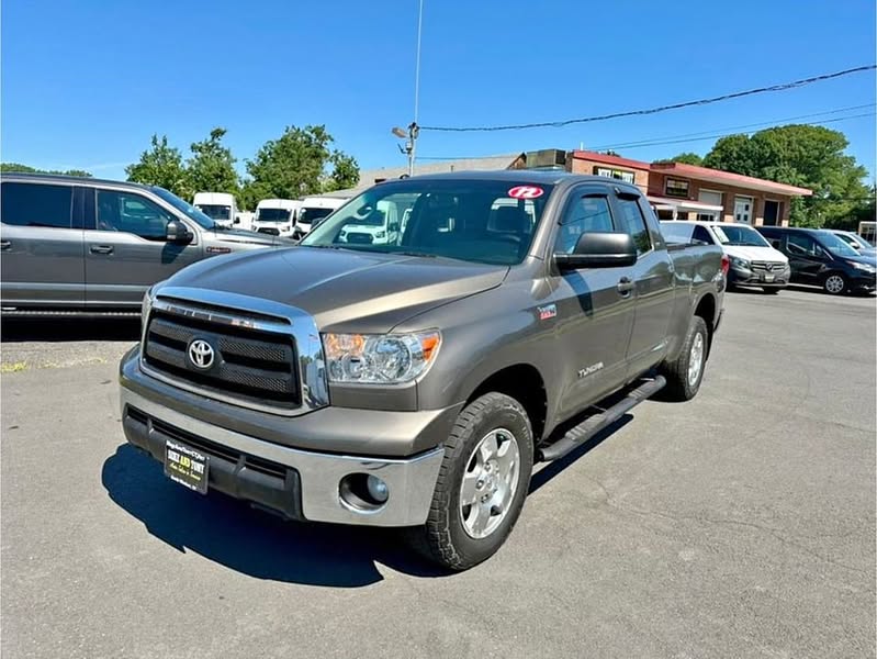 2012 Toyota Tundra 4WD Truck