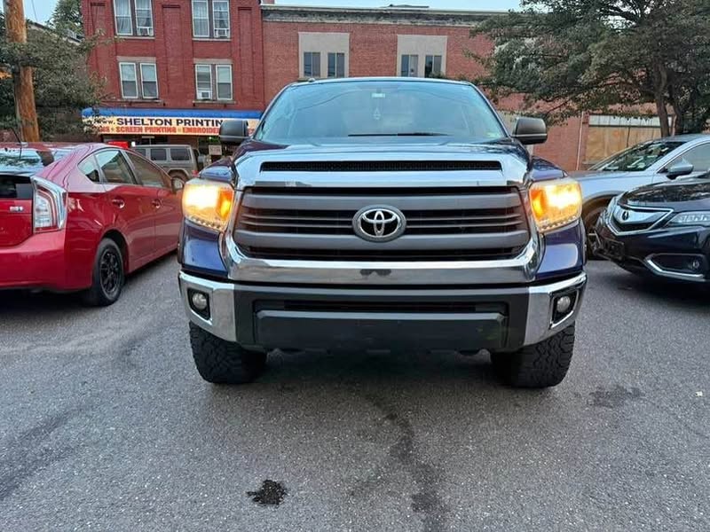 2014 Toyota Tundra CrewMax