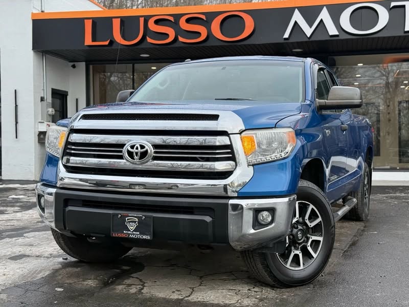 2017 Toyota Tundra Double Cab SR5 Pickup 4D 6 1\/2 ft