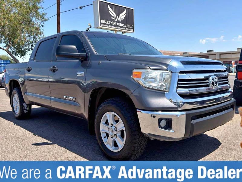 2017 Toyota Tundra CrewMax - SR5 Pickup 4D 5 1\/2 ft