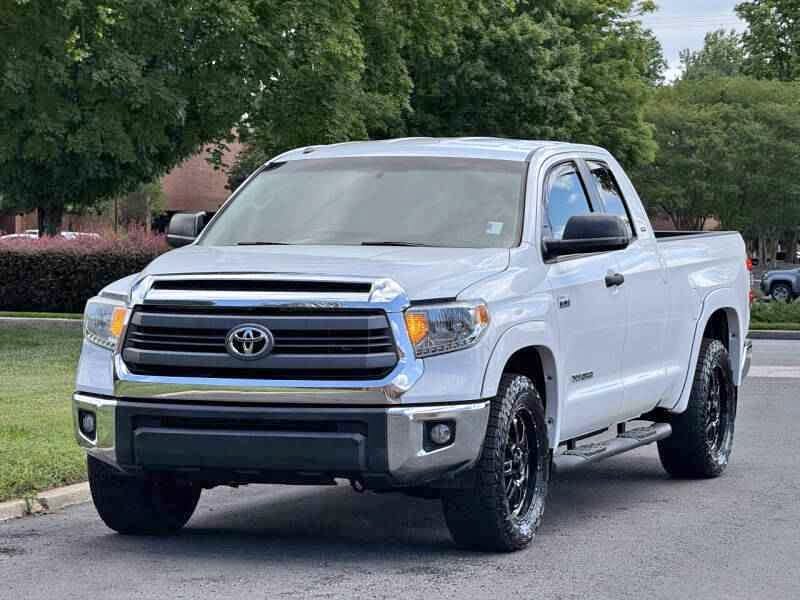 2014 Toyota Tundra Double Cab - Sr 4x2 4dr