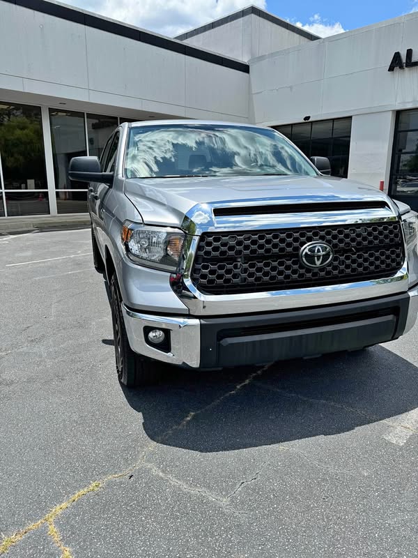 2021 Toyota Tundra CrewMax - SR5 Pickup 4D 5 1\/2 ft
