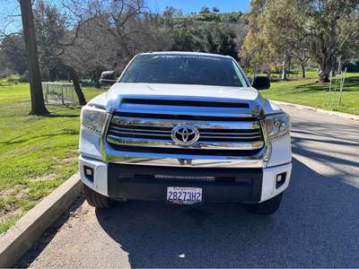 2017 Toyota Tundra Double Cab - SR5 Pickup 4D 6 1\/2 ft