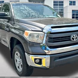 2015 Toyota Tundra SR5  -  FX094359