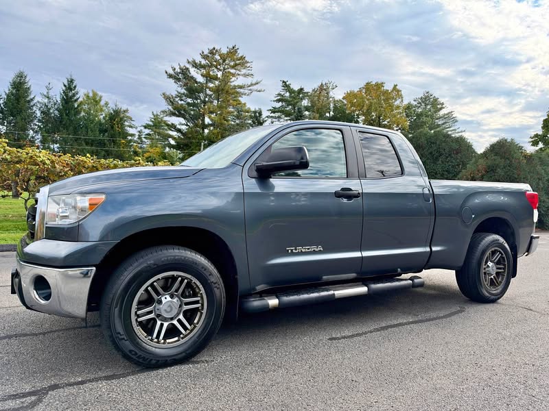 2010 Toyota Tundra Double Cab SR5 Pickup 4D 6 1\/2 ft