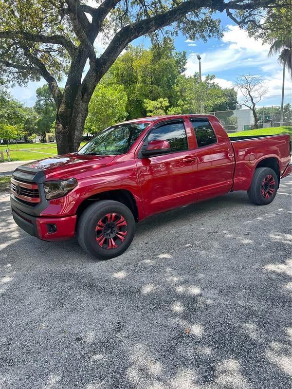 2017 Toyota Tundra - SR5 Pickup 2D 8 ft