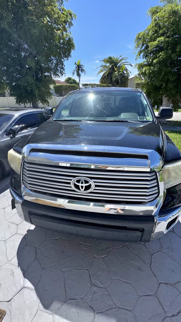 2014 Toyota Tundra - Pickup 4D 5 1\/2 ft