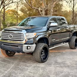2015 Toyota Tundra CrewMax SR5
