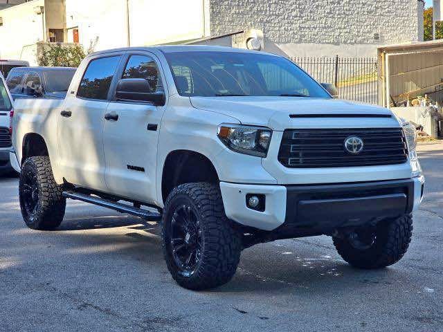 2021 Toyota Tundra CrewMax - SR5 Pickup 4D 5 1\/2 ft