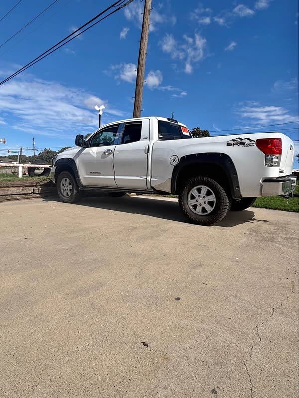 2011 Toyota Tundra - SR5 Pickup 2D 8 ft