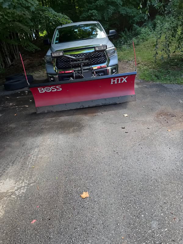 2018 Toyota Tundra Double Cab - SR5 Pickup 4D 6 1\/2 ft