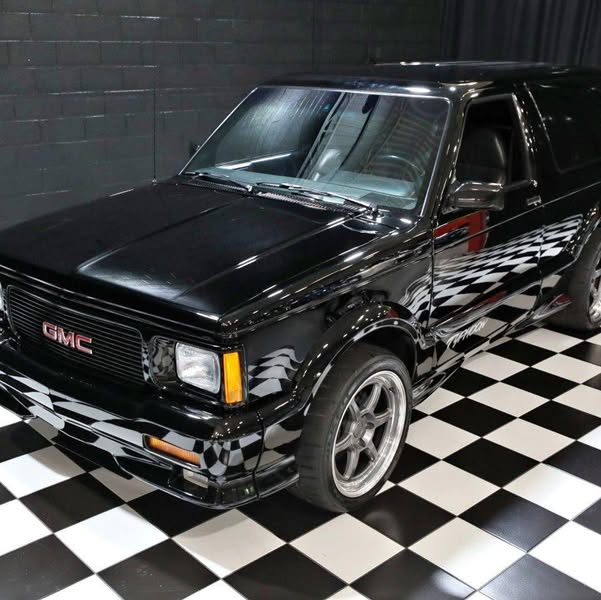 1993 GMC Typhoon RARE AND LEGENDARY