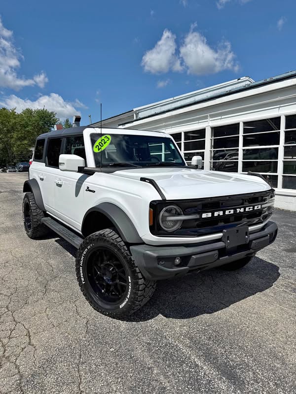 2023 Ford Bronco - Outer Banks Sport Utility 4D
