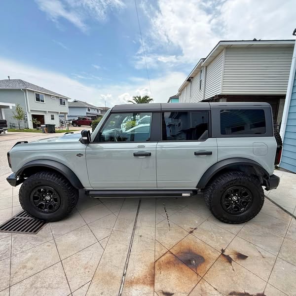 2023 Ford Bronco - Wildtrak Sport Utility 4D