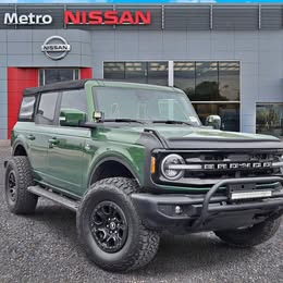 2022 Ford Bronco Outer Banks 4 Door Advanced 4x4