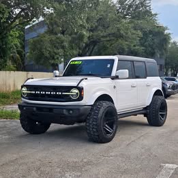 2023 Ford Bronco Outer Banks 4x4