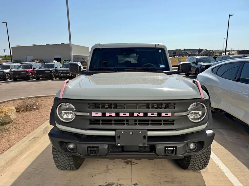 2024 Ford Bronco - Black Diamond Sport Utility 4D