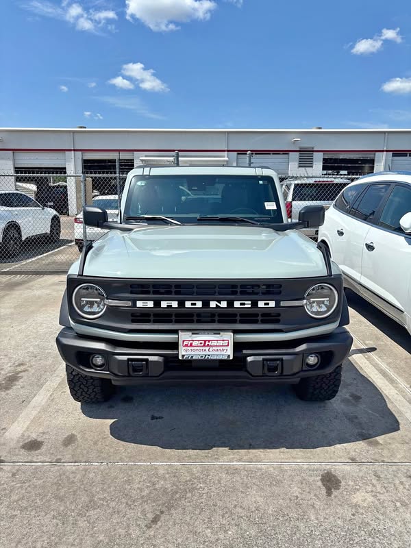 2024 Ford Bronco - Black Diamond Sport Utility 4D