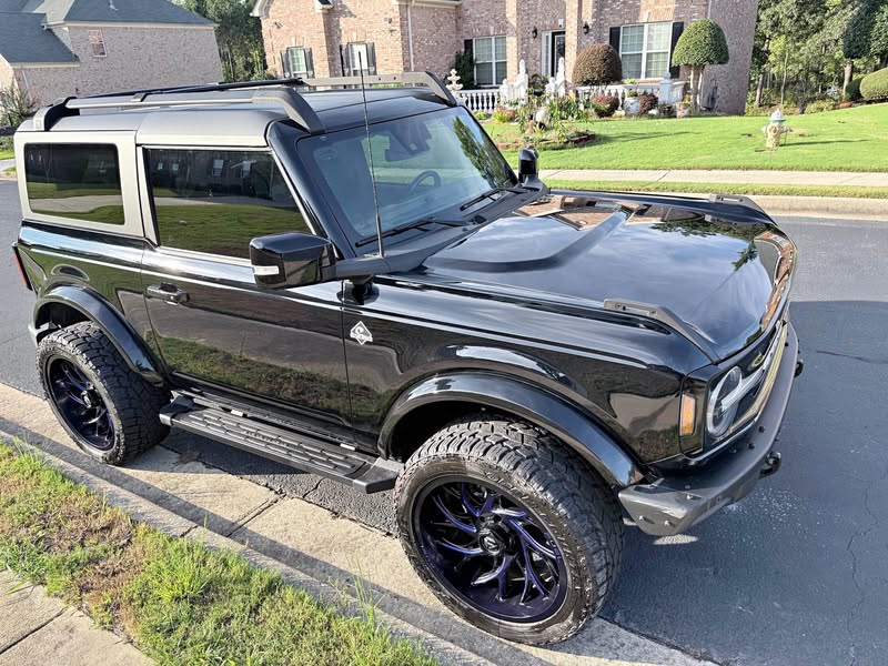 2022 Ford Bronco - Outer Banks Sport Utility 2D