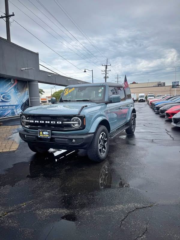 2023 Ford Bronco - Outer Banks