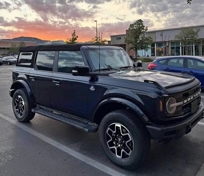 2021 Ford Bronco Outer Banks 4D