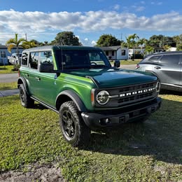 2024 Ford 2024 ford bronco black diamond sport utility 4d