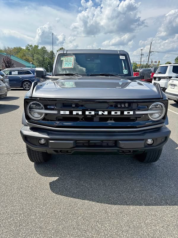 2023 Ford Bronco - Outer Banks Sport Utility 4D