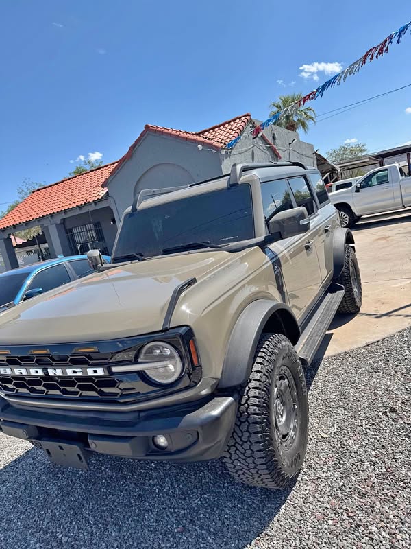 2025 Ford Bronco - Outer Banks Sport Utility 2D