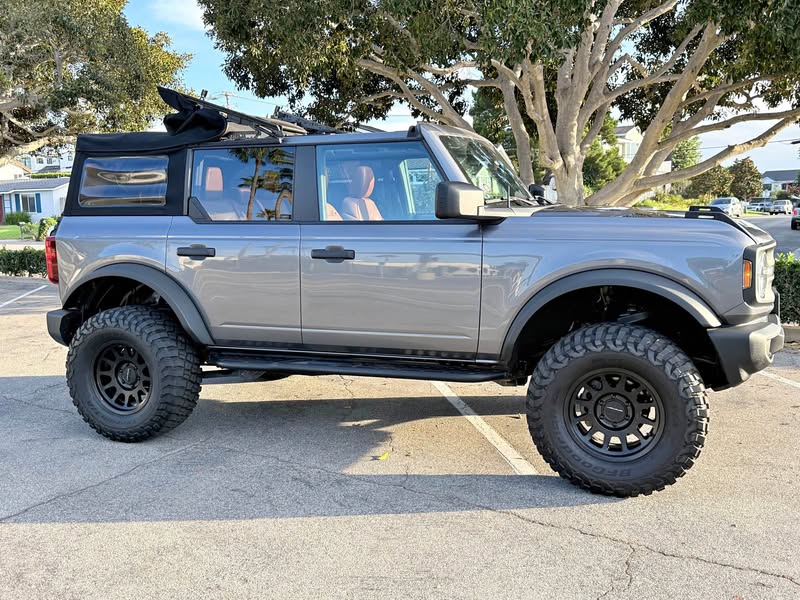 2022 Ford Bronco - Badlands Sport Utility 4D