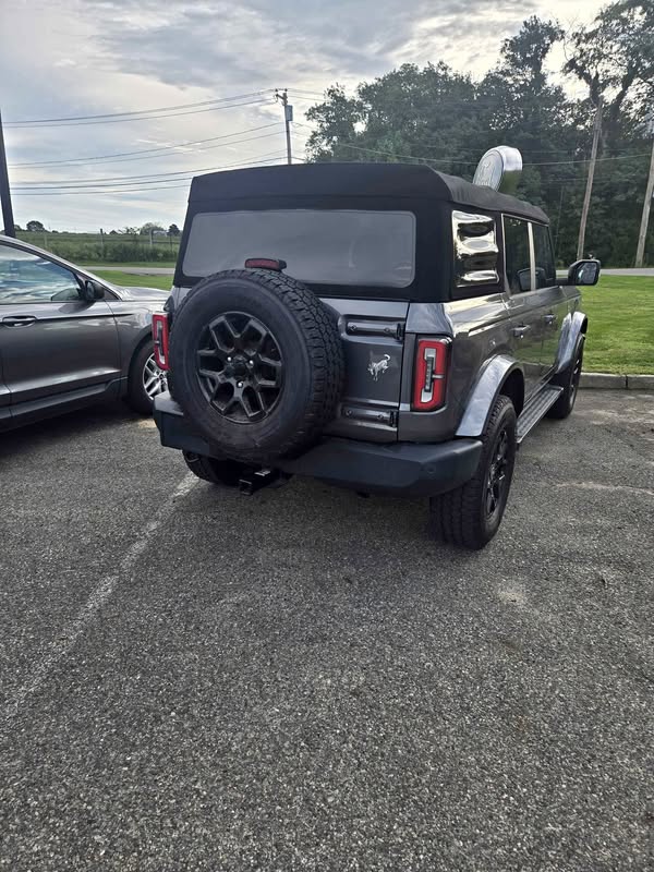 2022 Ford Bronco - Outer Banks Sport Utility 4D
