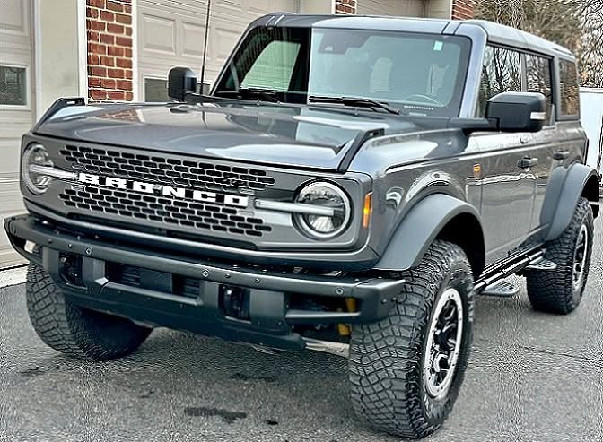 2022 Ford  Bronco Badlands Advanced