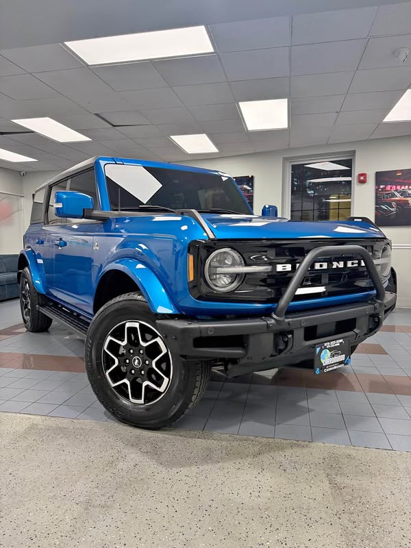 2024 Ford Bronco - Outer Banks Sport Utility 4D