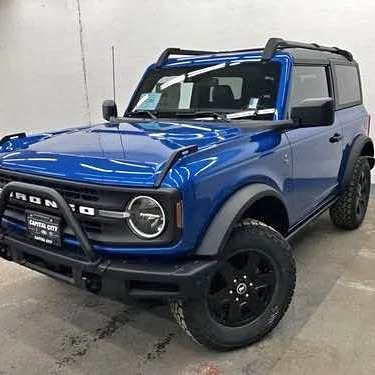 2024 Ford Bronco - Black Diamond Sport Utility 2D