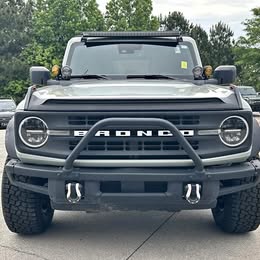 2021 Ford bronco black diamond