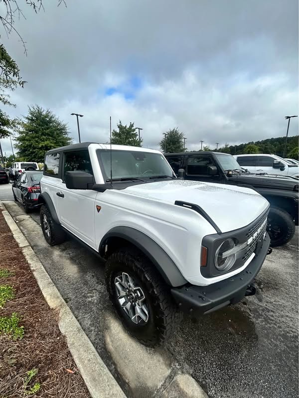 2021 Ford Bronco - Badlands Sport Utility 2D