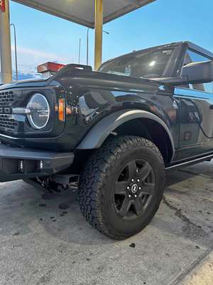 2022 Ford Bronco - Black Diamond Sport Utility 4D