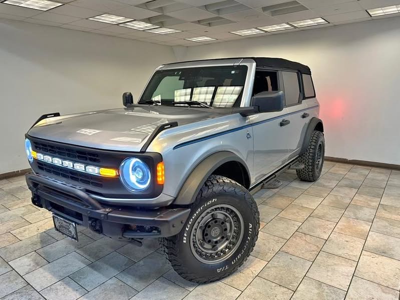 2022 Ford bronco black diamond 4 door 4x4