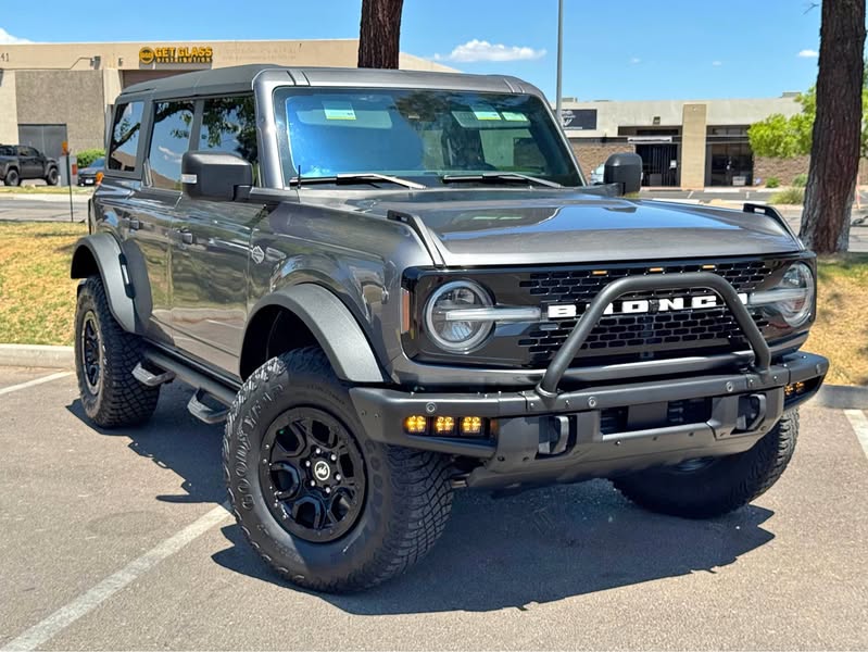 2022 Ford Bronco - Wildtrak Sport Utility 4D