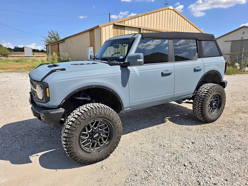 2021 Ford Bronco - Outer Banks Sport Utility 4D