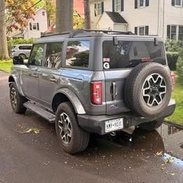 2021 Ford Bronco {Outer Banks]