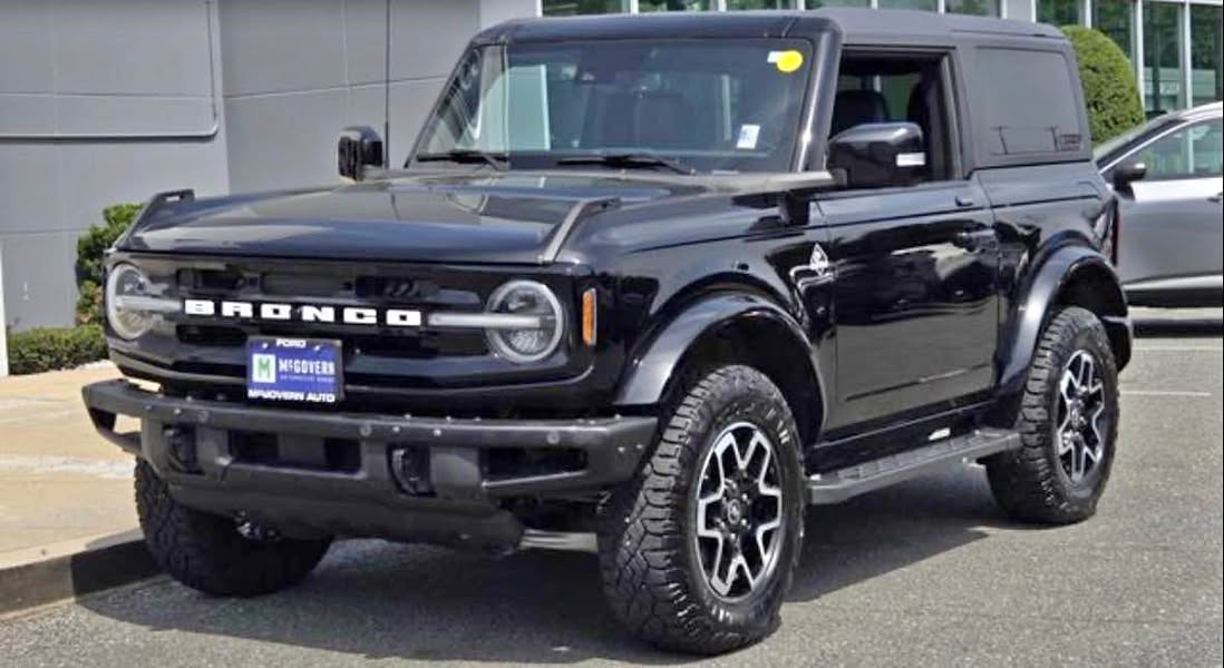 2022 Ford Bronco - Outer Banks Sport Utility 2D