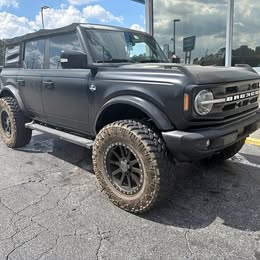 2021 Ford Bronco 4-Door Base