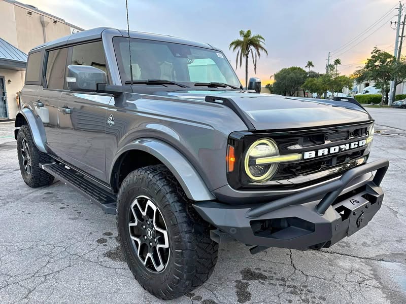 2022 Ford Bronco - Sport Utility 4D